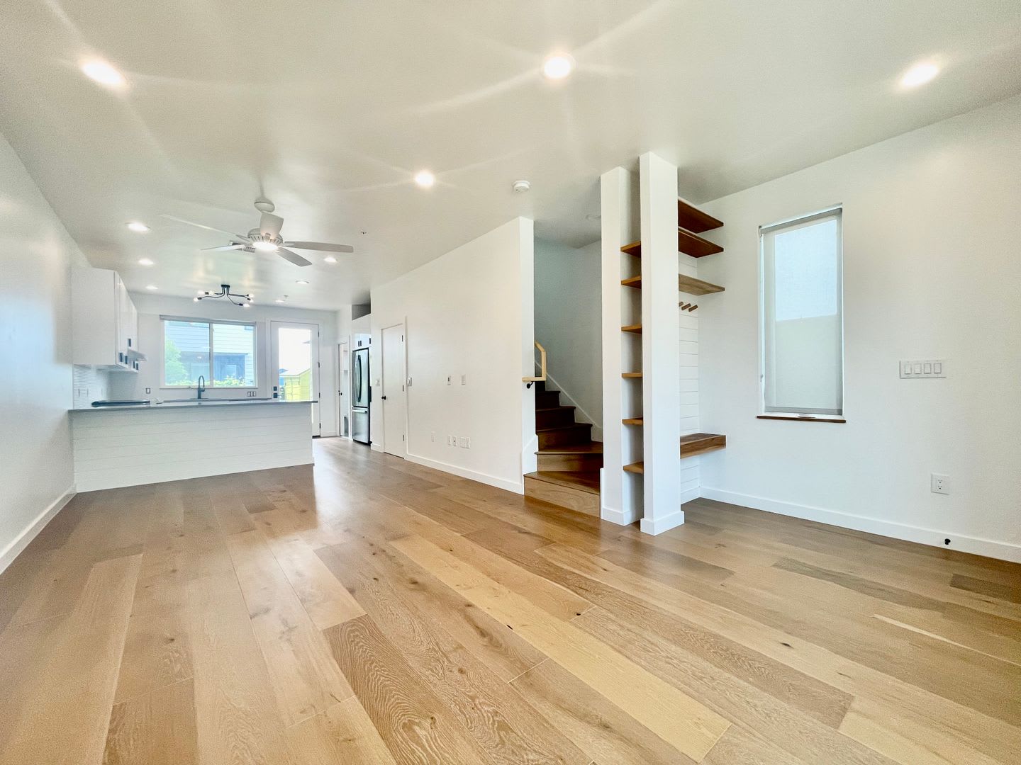 Modern High-End Townhome! – photo 3
