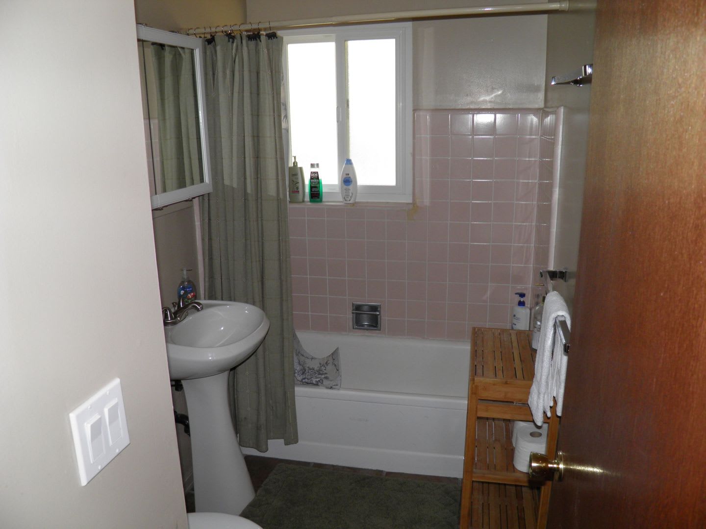 4 bedroom cabin with fireplace – photo 2