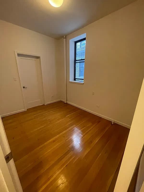 3121 29th St – photo 4