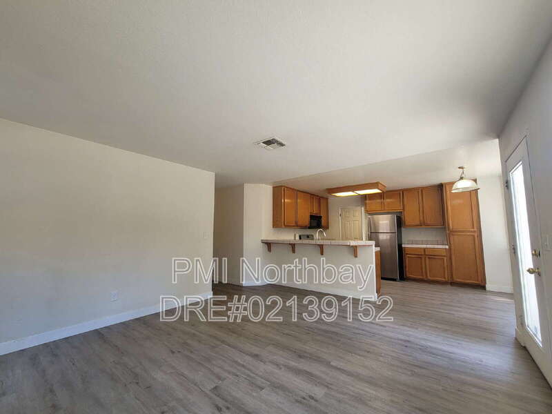 937 Iron Drive – photo 5