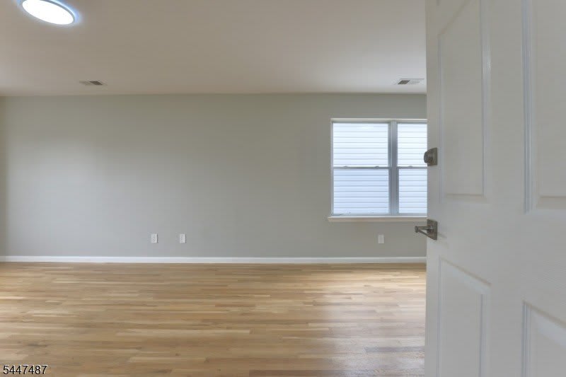 452 Marshall St – photo 5