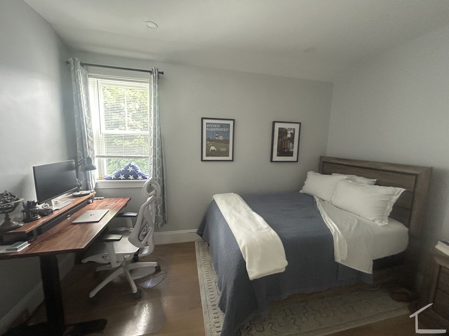 Charming 3 Bedroom-No Broker Fee – photo 2