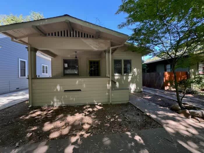 320 23rd Street – photo 1