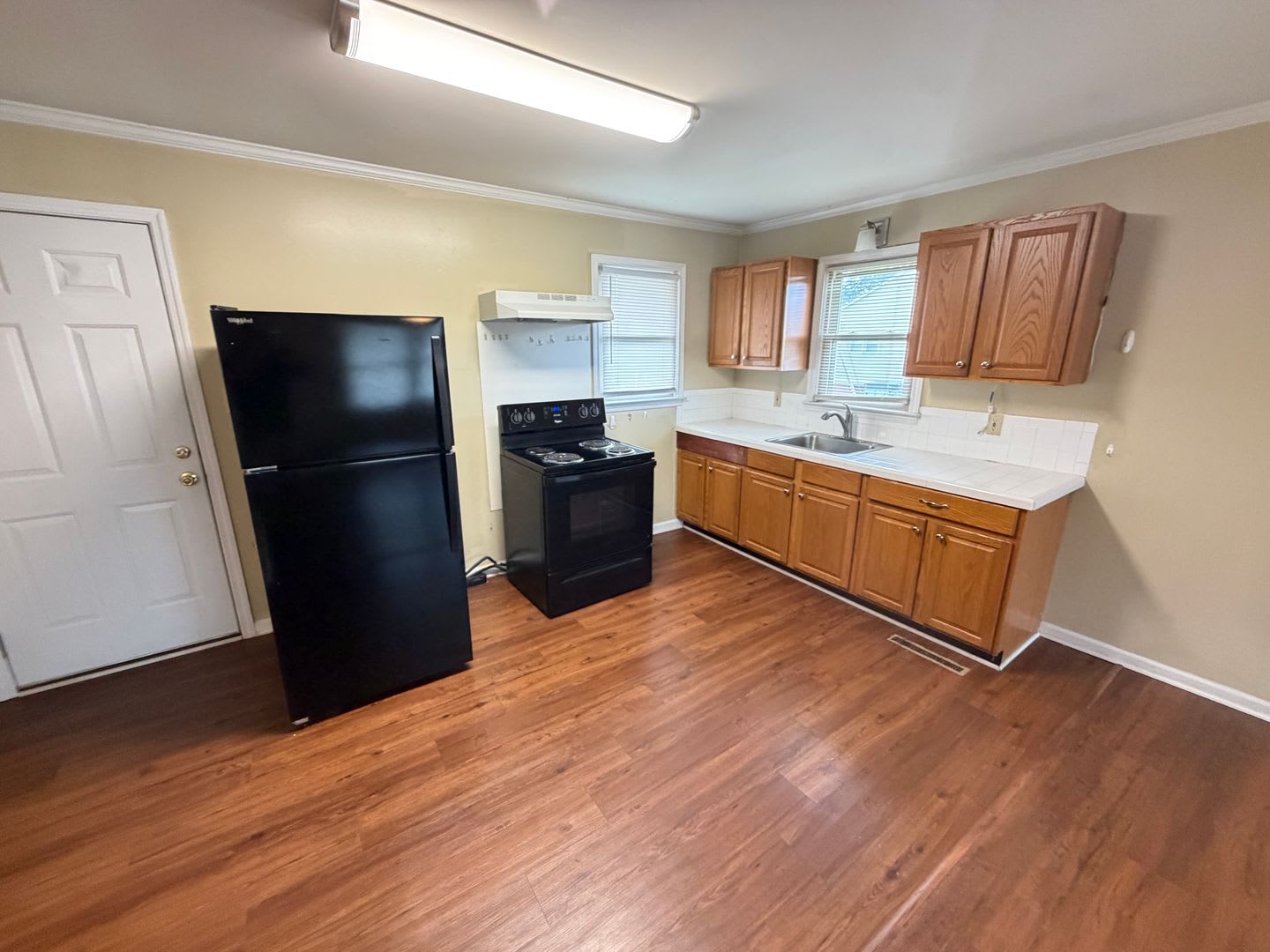 1Bed 1Ba Duplex Downtown Landis Very Nice Condition – photo 5