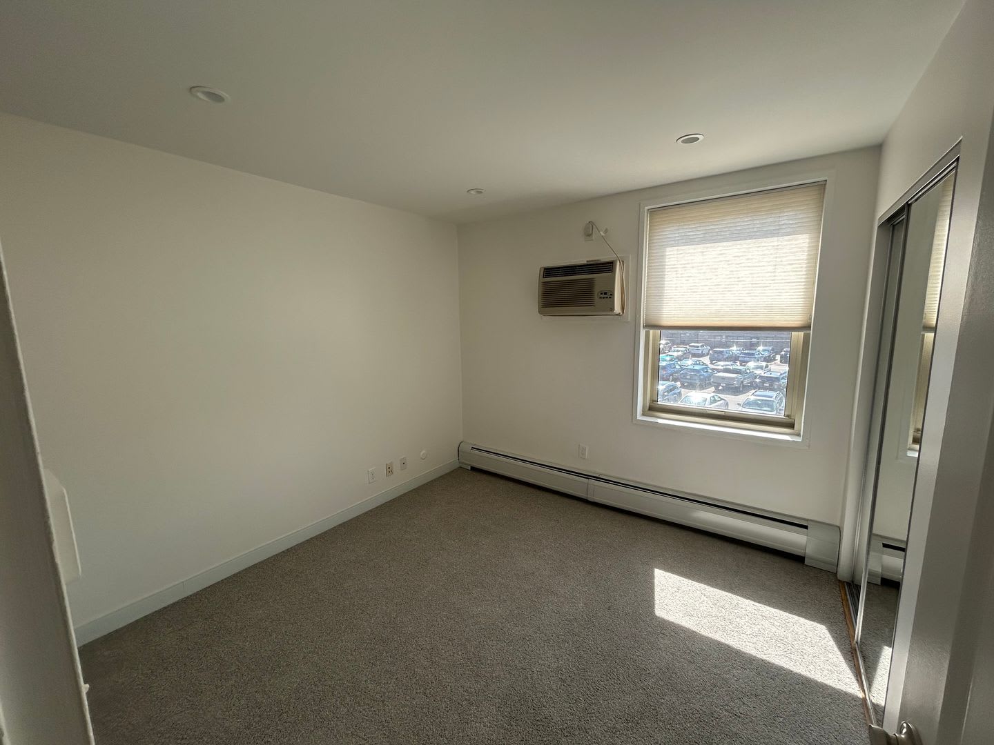2 Bed on Camelot Ct – photo 5