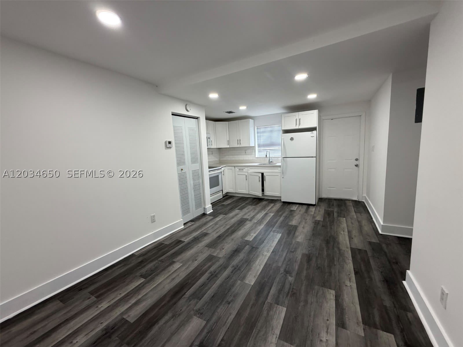 2025 NW 72nd St – photo 1