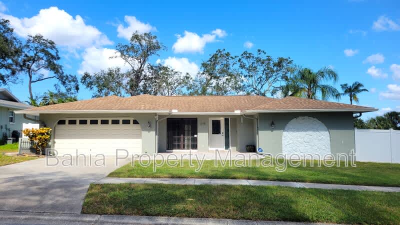 215 Meadowcross Dr – photo 1