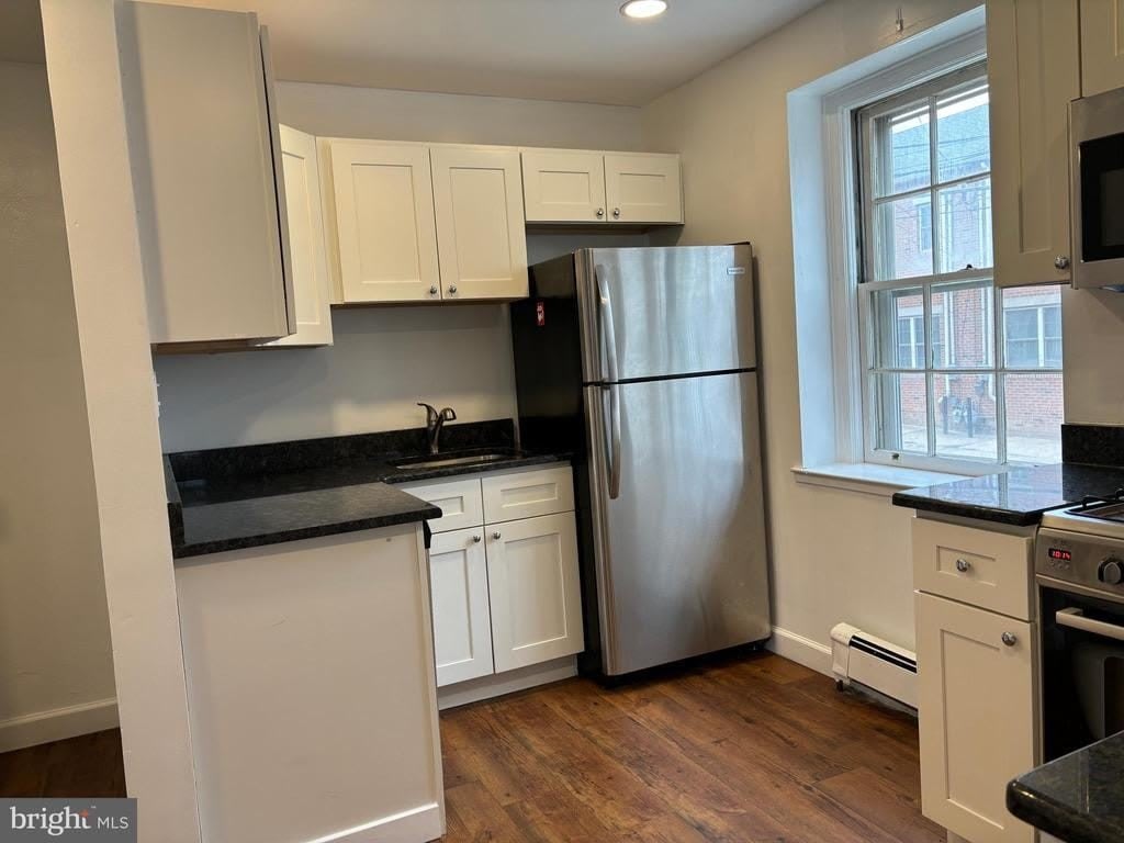 676 PERTH PLACE – photo 2