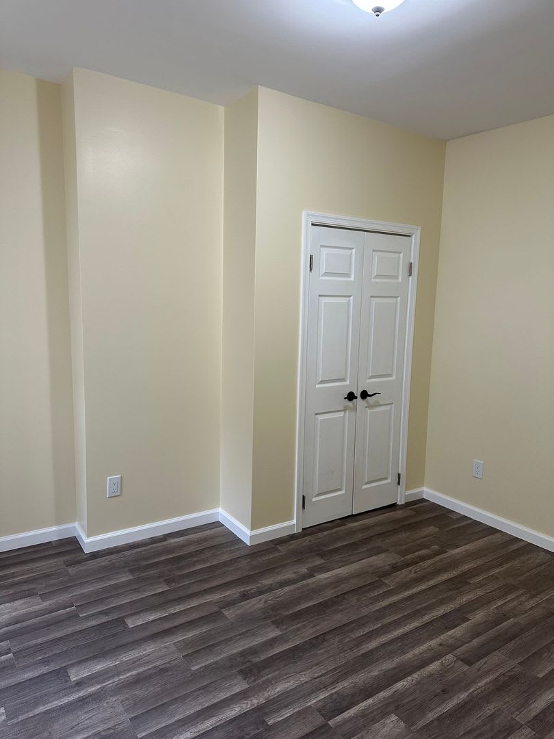 Charming 3BR House in Darby – photo 5