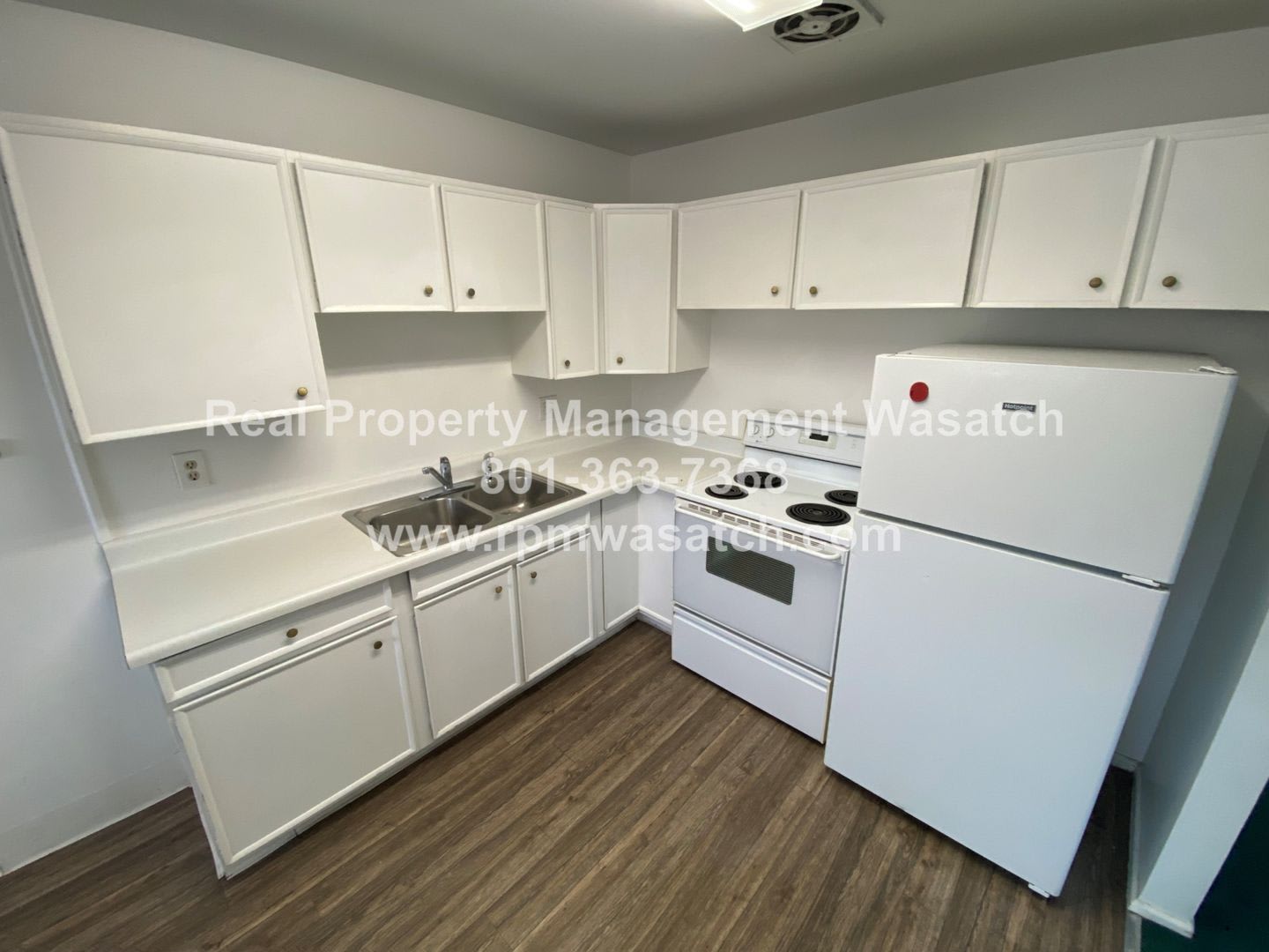 Come See This Charming 2 Bed 1 5 Bathroom Fourplex In Murray Ut Half Off First Months Rent – photo 4