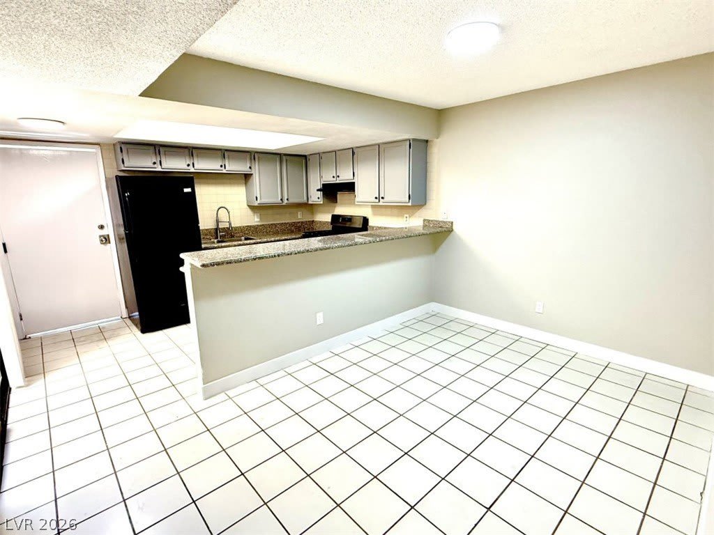 2654 Aracatuba Avenue – photo 5