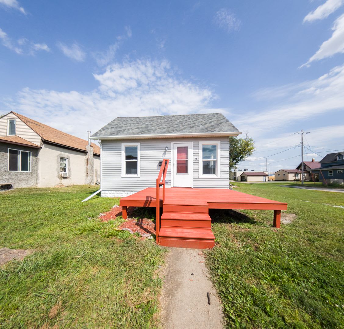 2 Bedroom 1 Bathroom House – photo 1