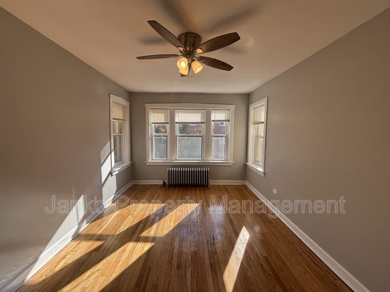 3116 W 61St St – photo 3