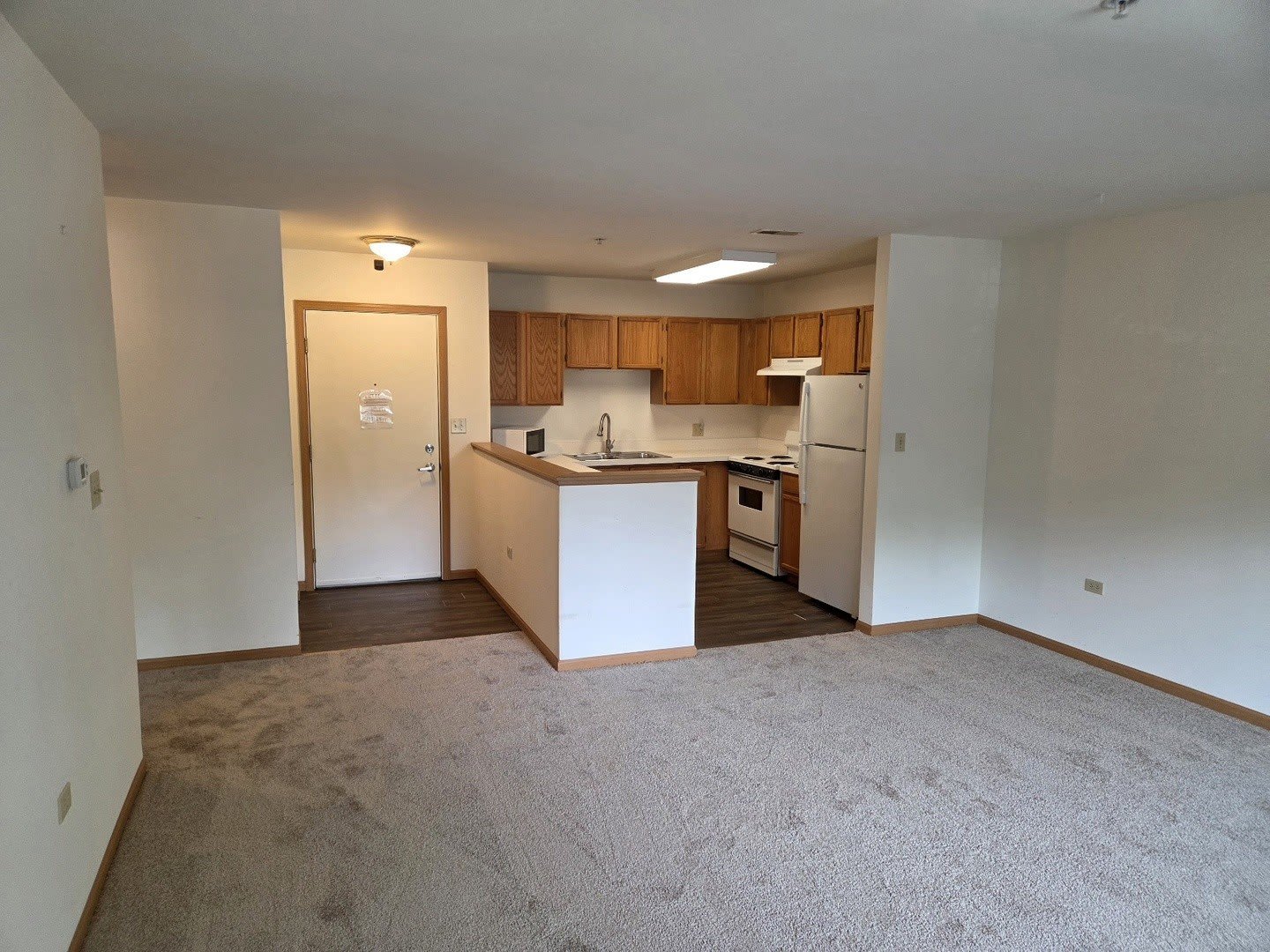 605 Barrington Avenue – photo 5