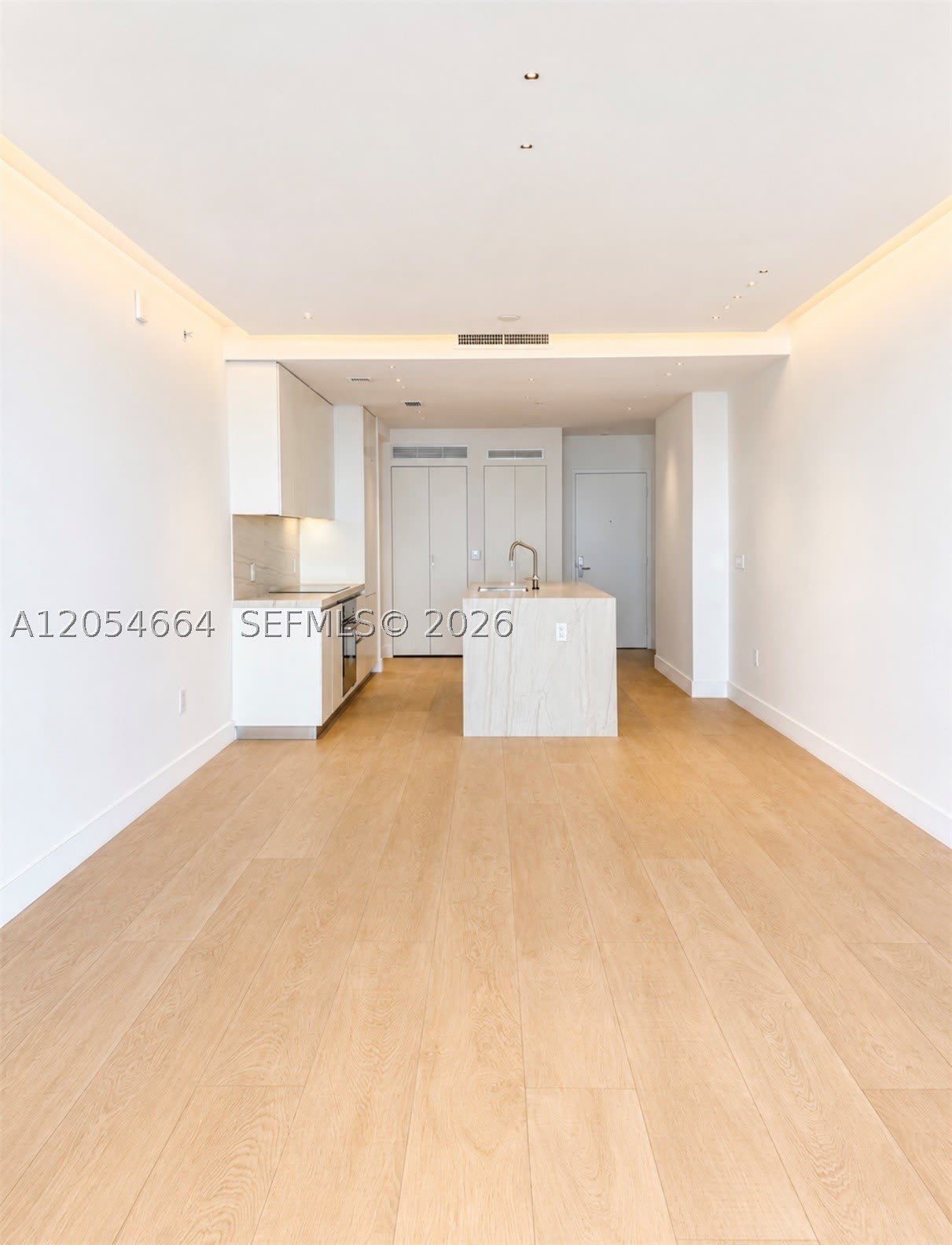 700 NE 23rd Ter – photo 4