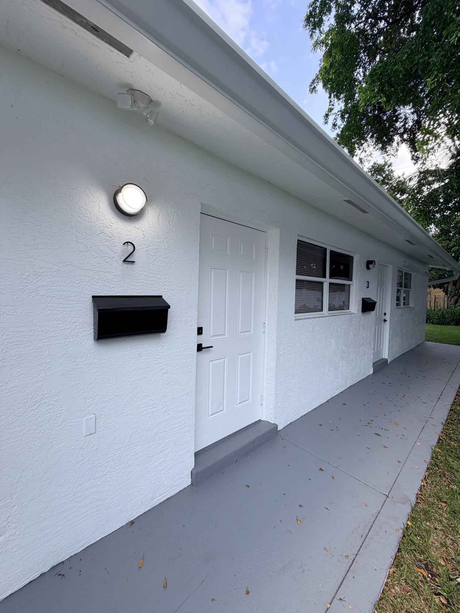220 NW 12TH Court – photo 4