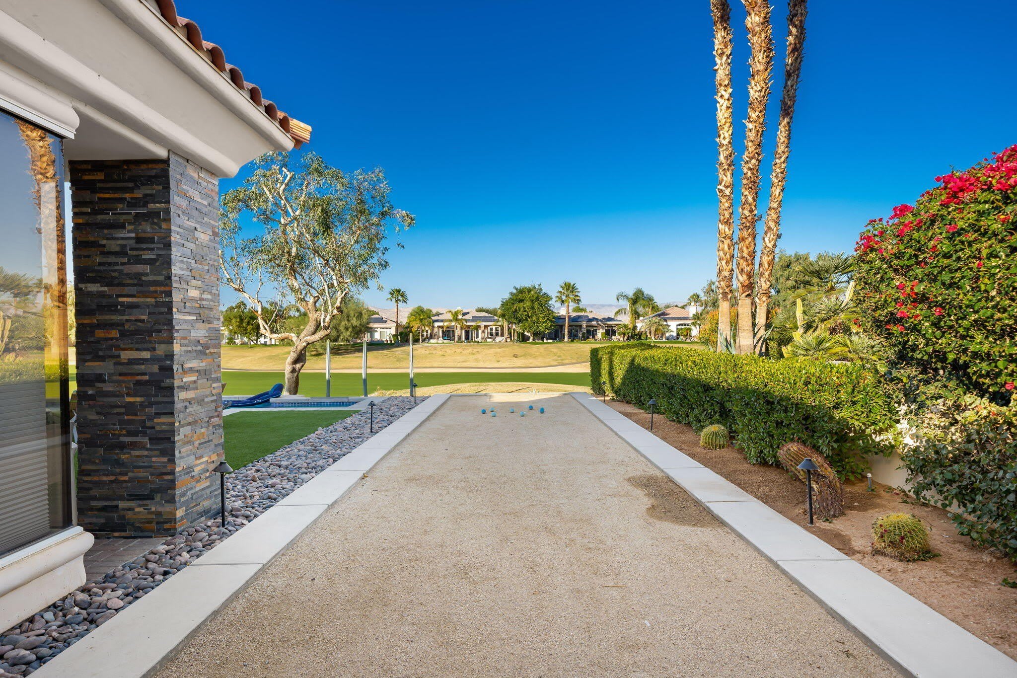 253 Loch Lomond Road – photo 2