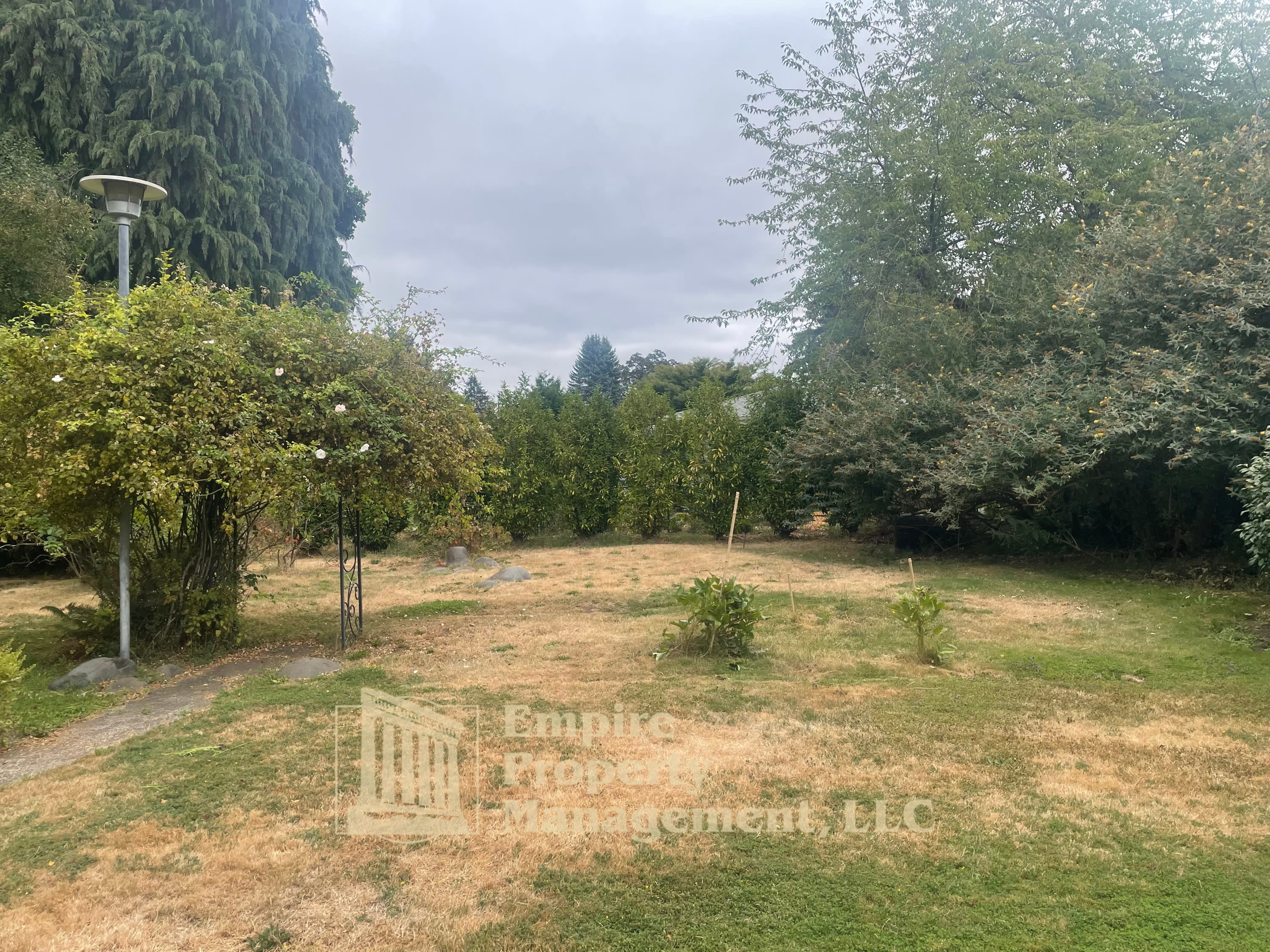 695 Walnut Avenue – photo 3