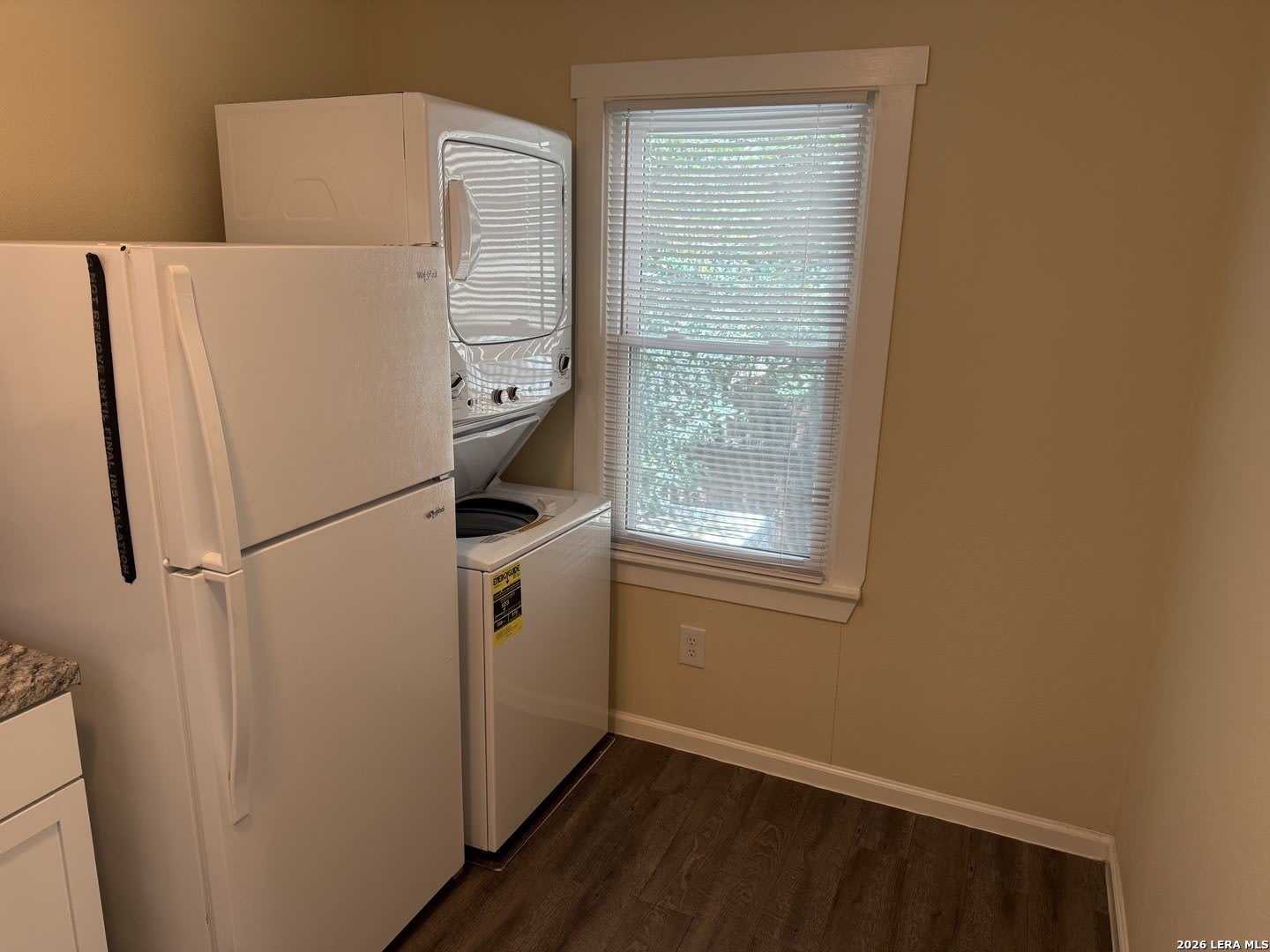 205 E Courtland – photo 4