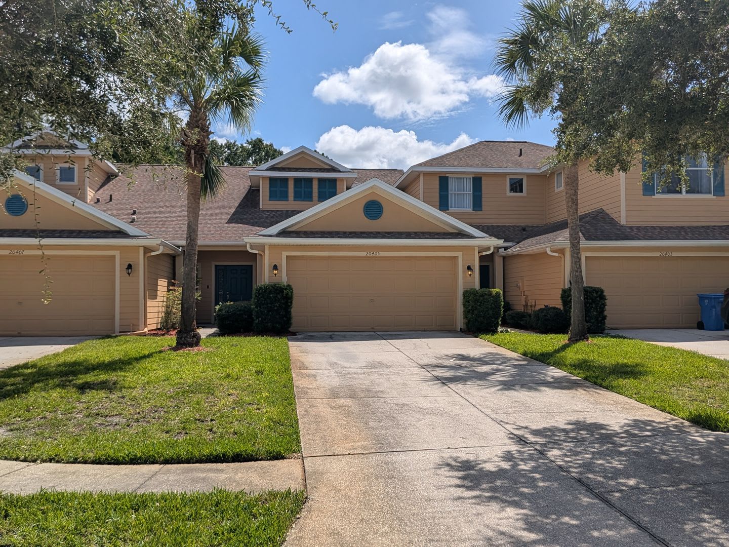 3 Bedroom 2 5 Bath Townhome In The Brentwood Community Of Live Oak – photo 1