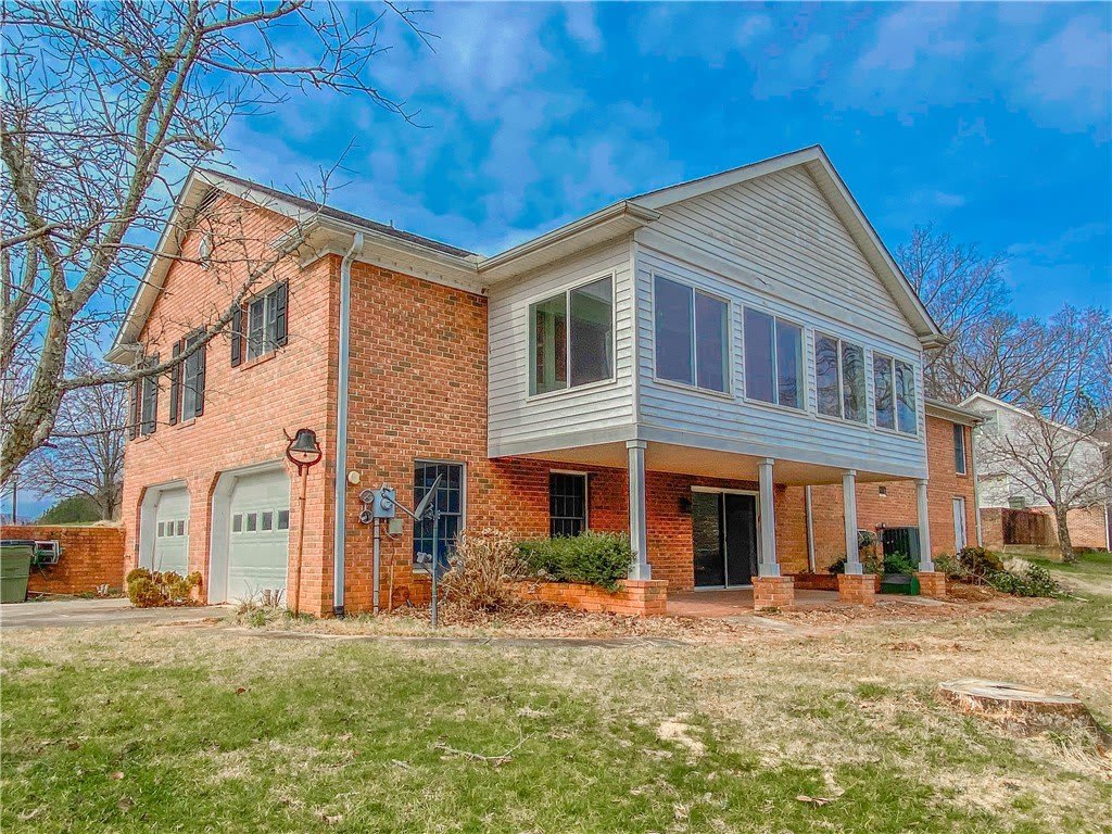 255 Starritt Lane – photo 4