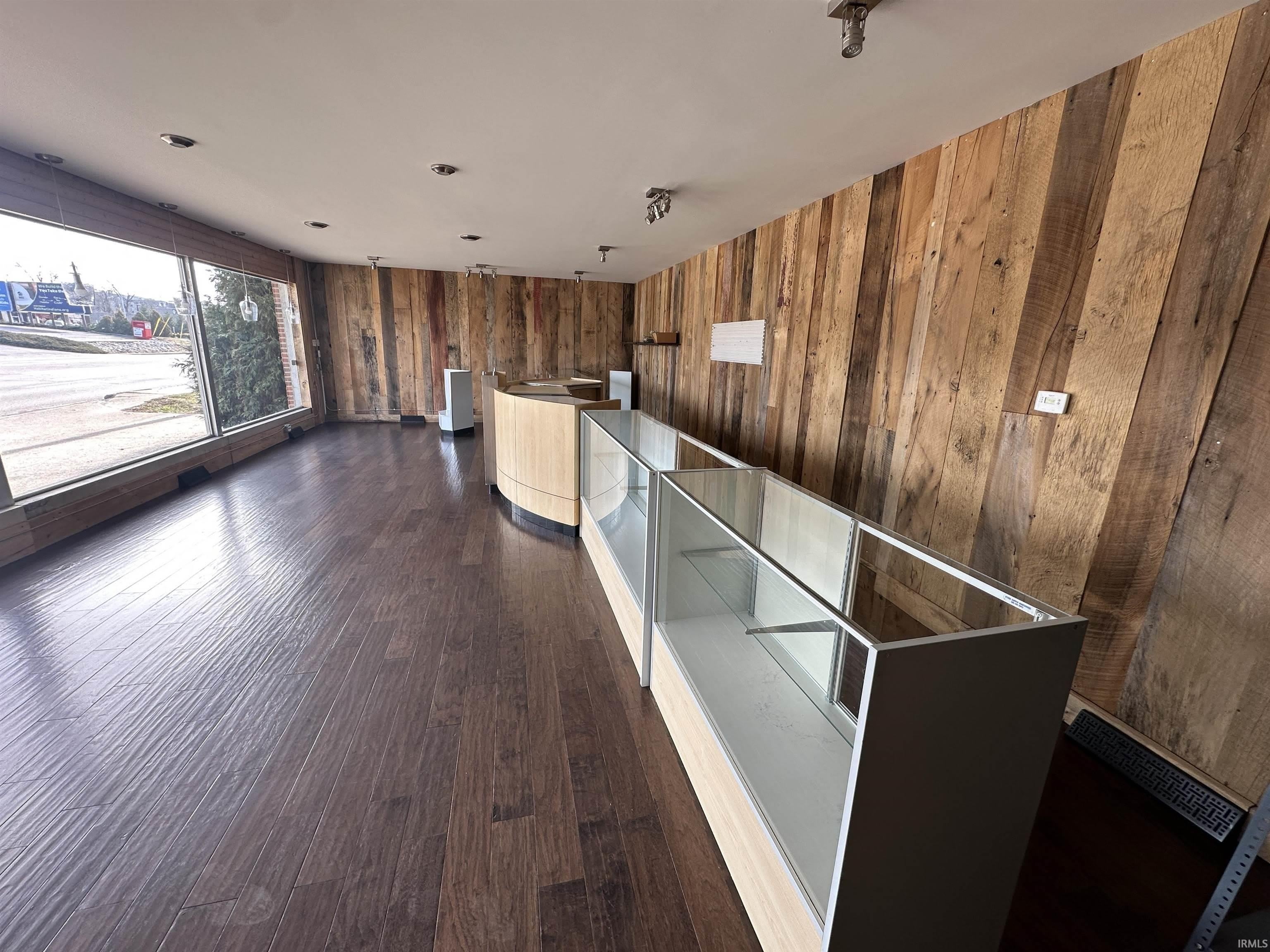 1820 S Walnut Street – photo 2