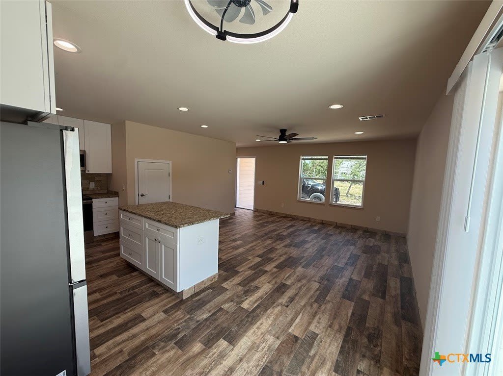 1008 Makayla Drive – photo 4