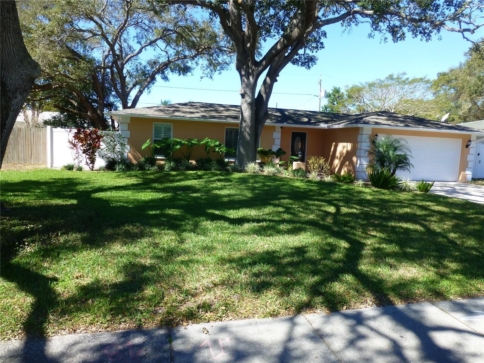 752 PATRICIA Avenue – photo 4