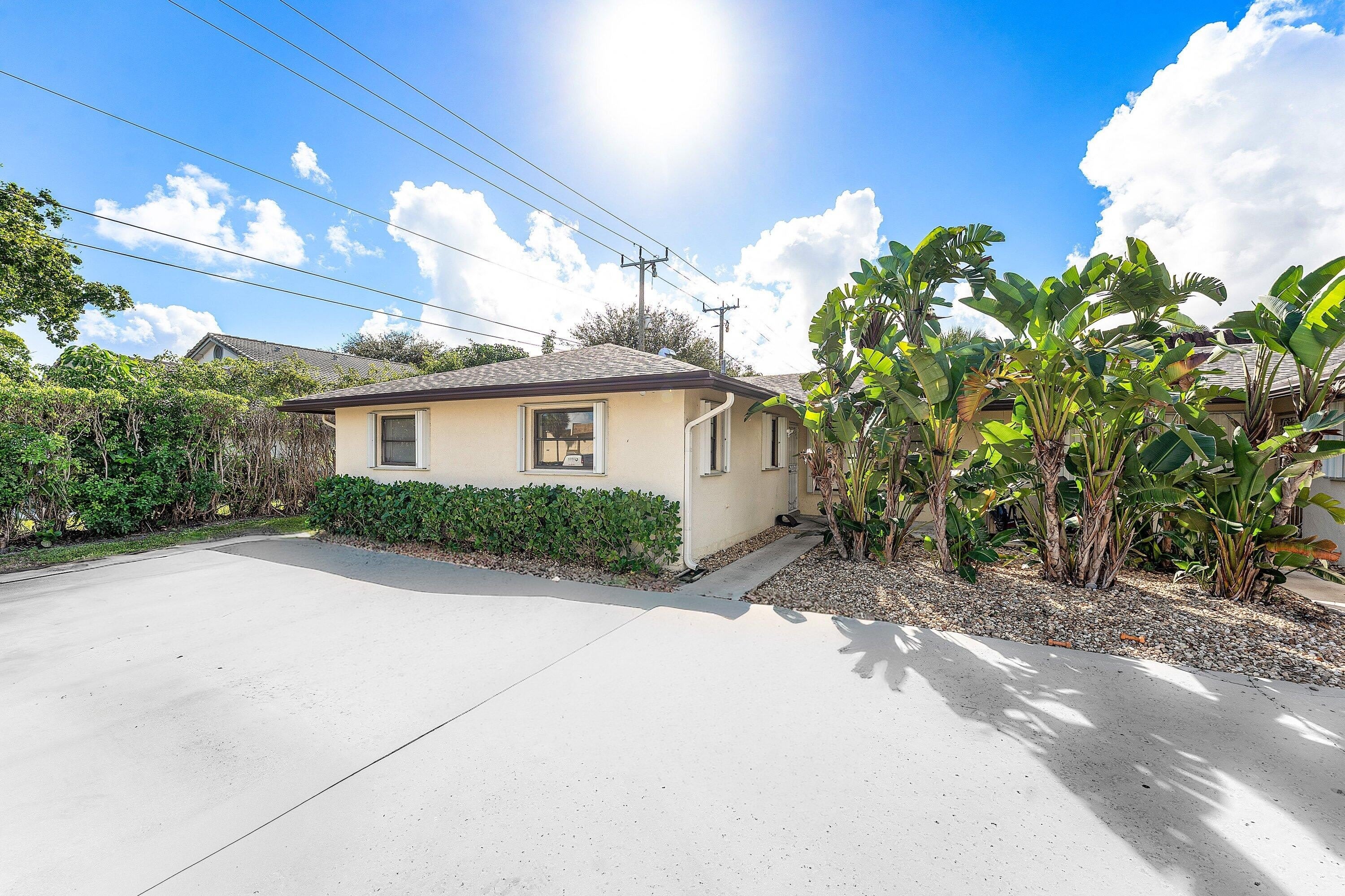 500 NE 48th Street – photo 3