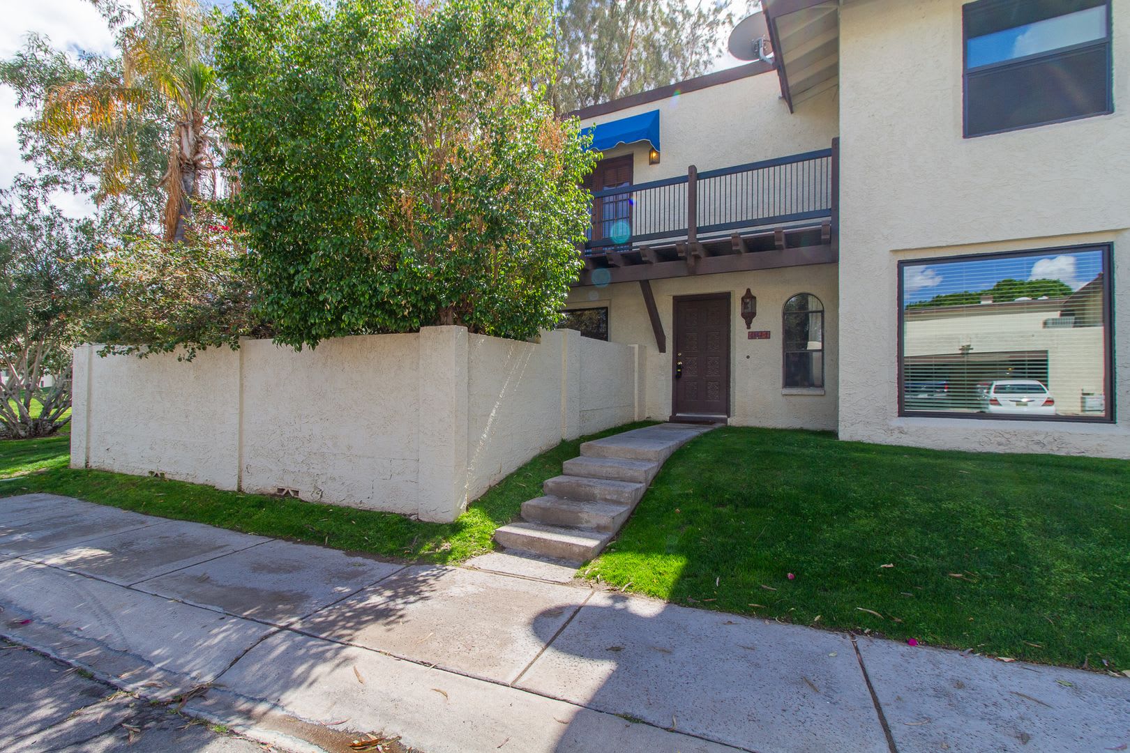 EXCELLENT 2BED, 1.5BATH TOWNHOUSE LOCATED NEAR 48TH ST & GUADALUPE – photo 1