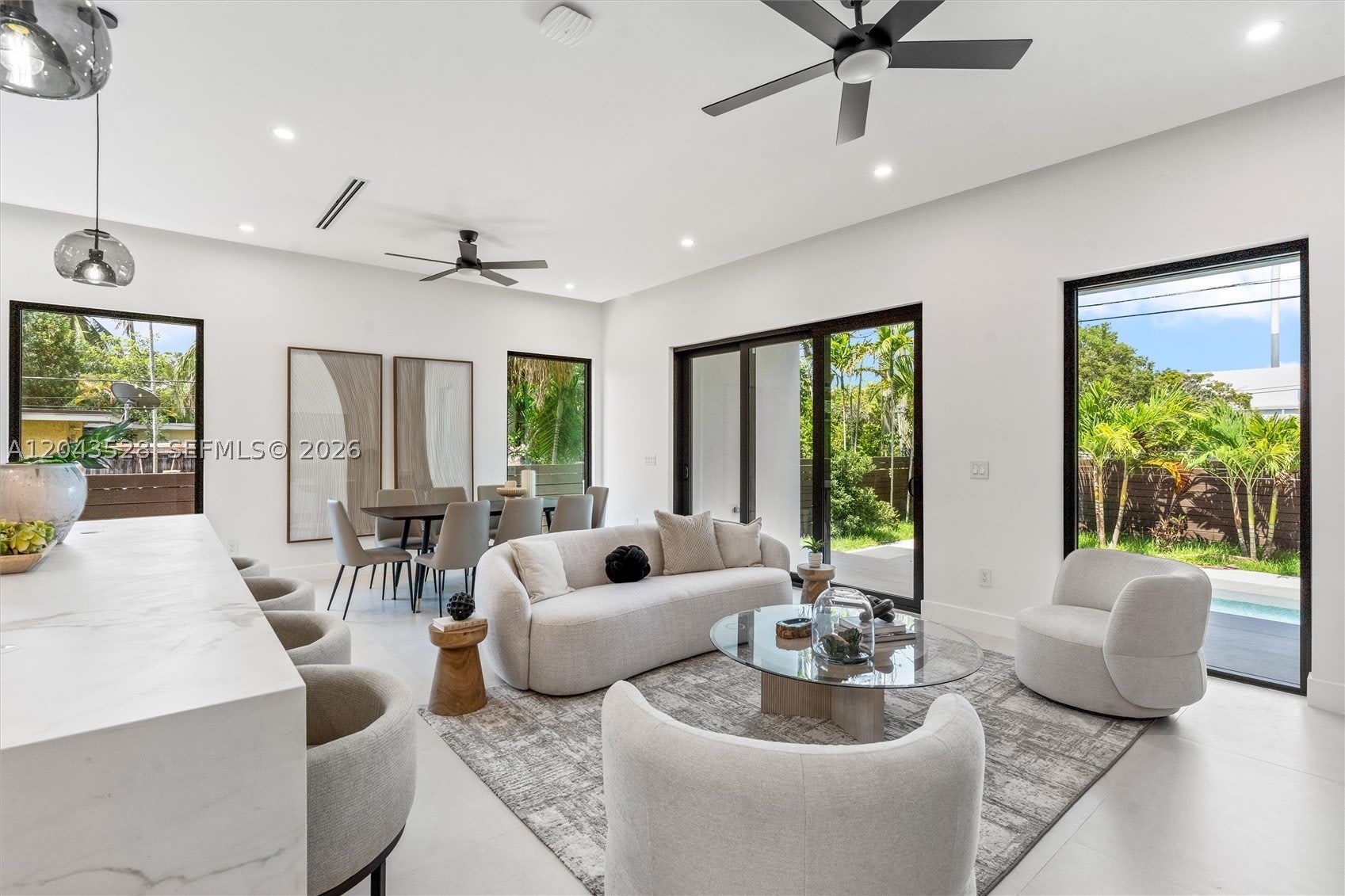 1337 NE 13th Ave – photo 3