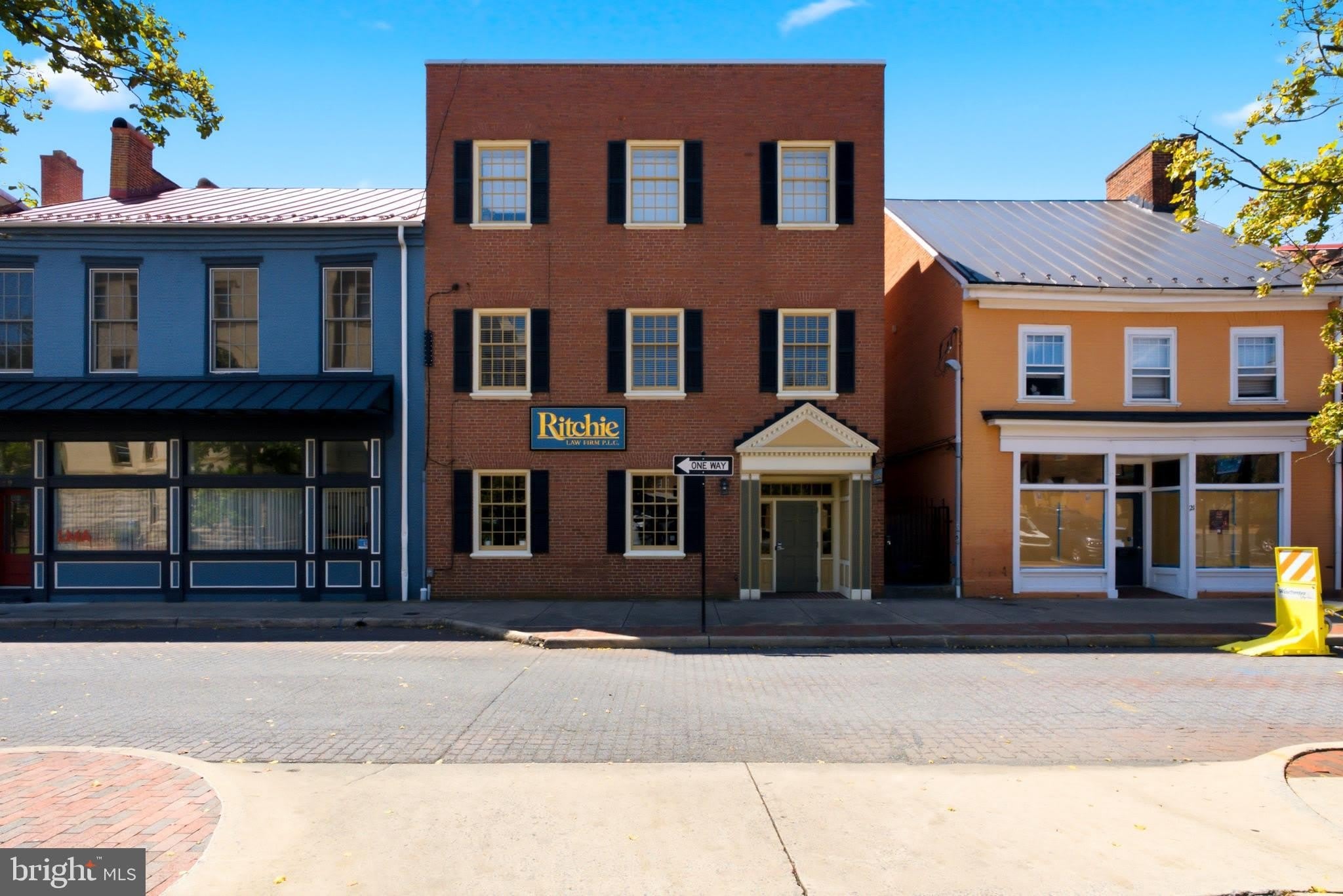 25 E BOSCAWEN Street – photo 1