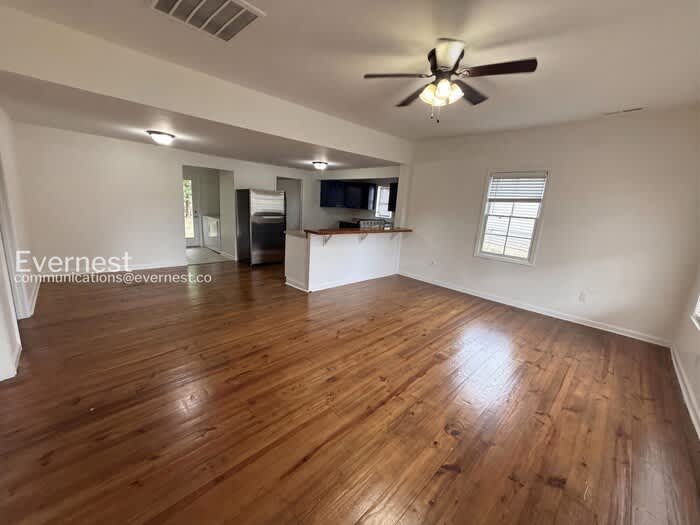 506 Alpha Street South – photo 5