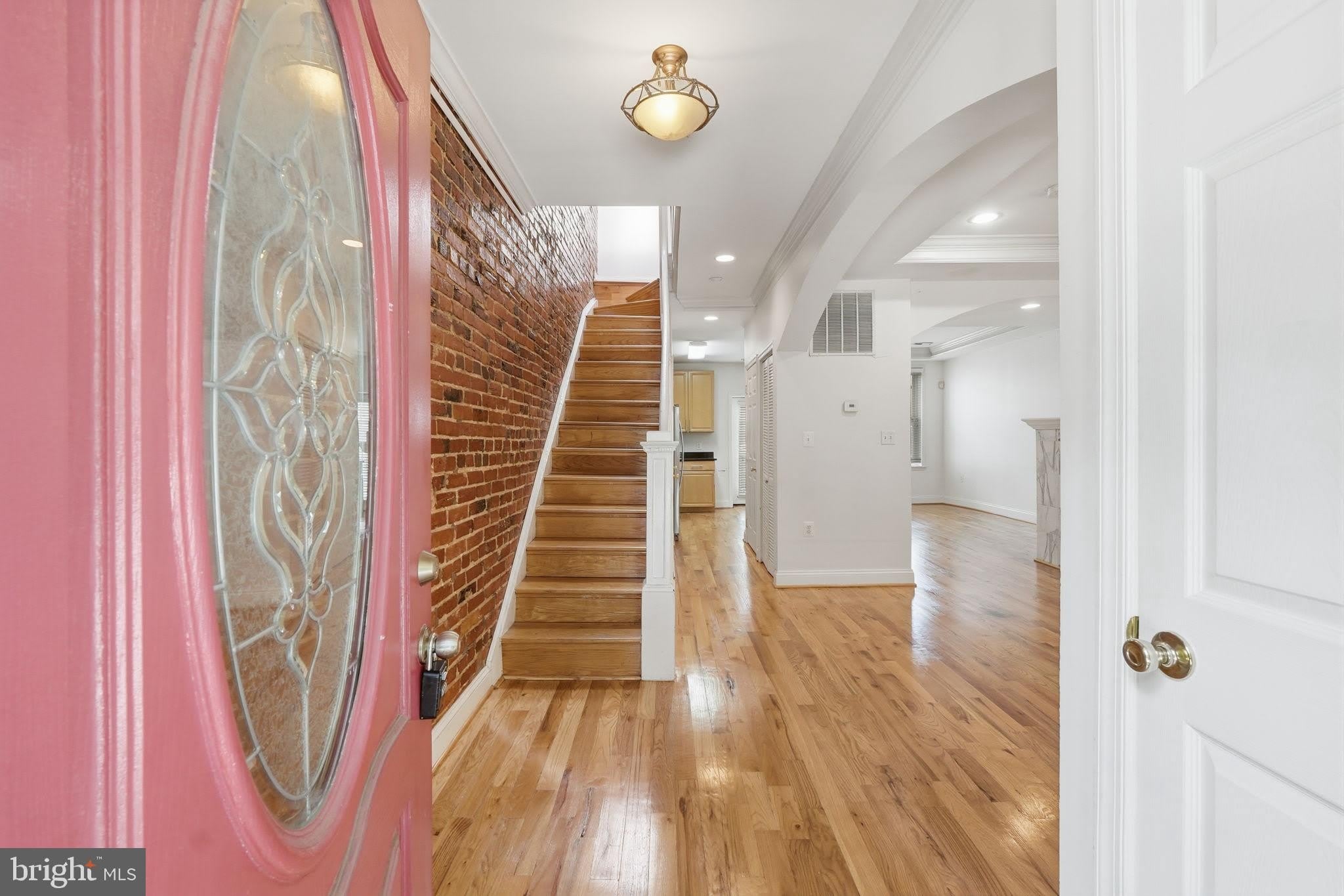 601 KENYON Street NW – photo 4