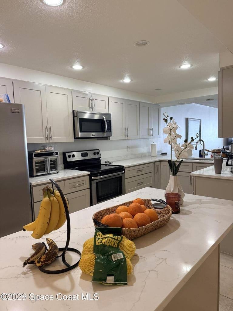 3221 S Atlantic Avenue – photo 2