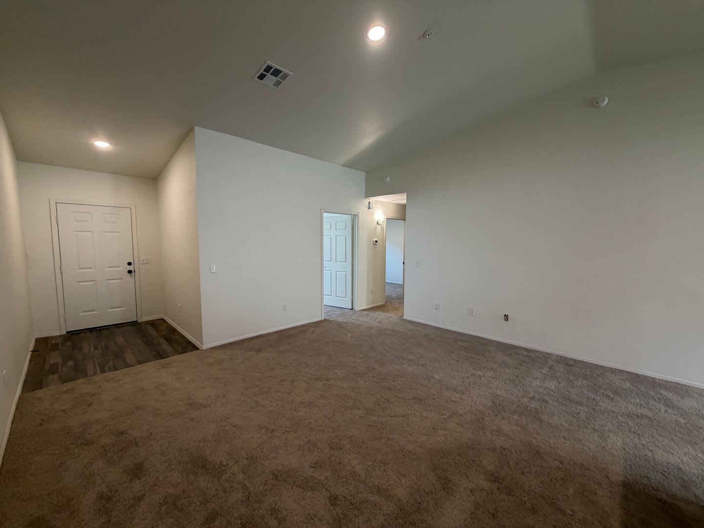 BRAND NEW 3 BEDROOM HOME! – photo 3