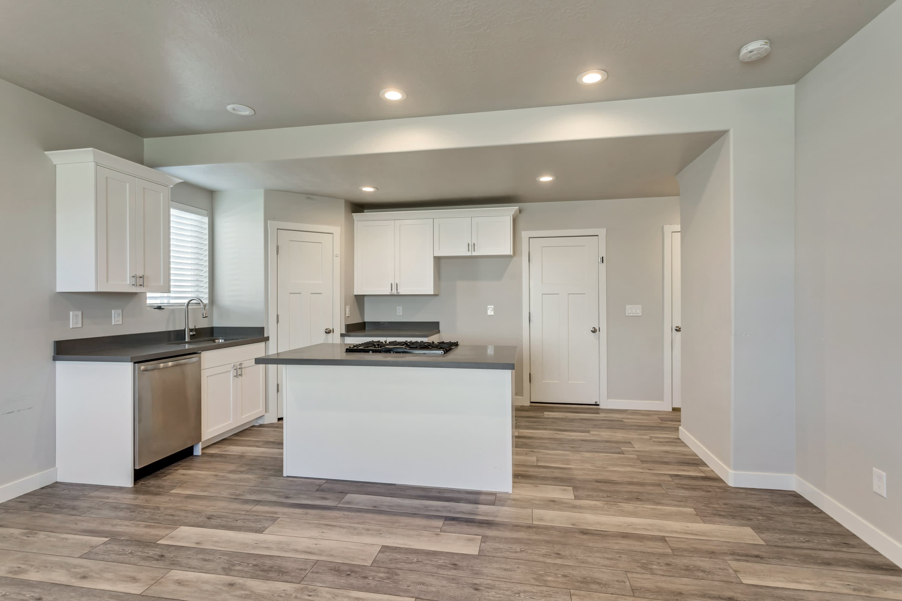 808 S 1710 E – photo 3