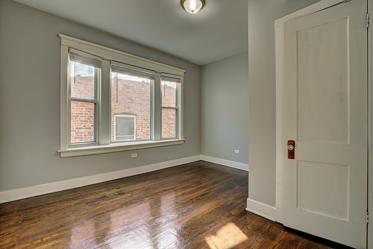 7331 S Dante Avenue – photo 5