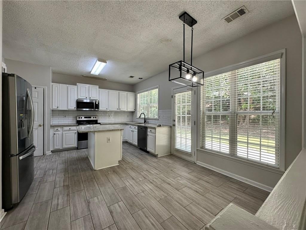 3535 Ridgefair Drive – photo 5