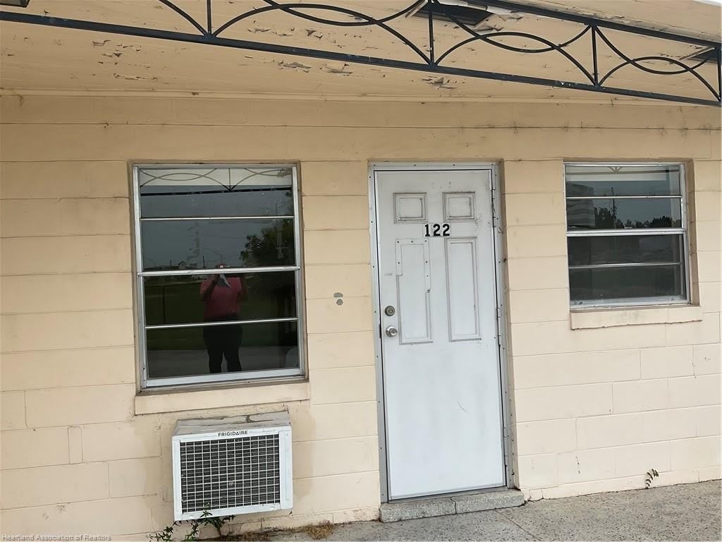 1001 Lakeview Drive – photo 2