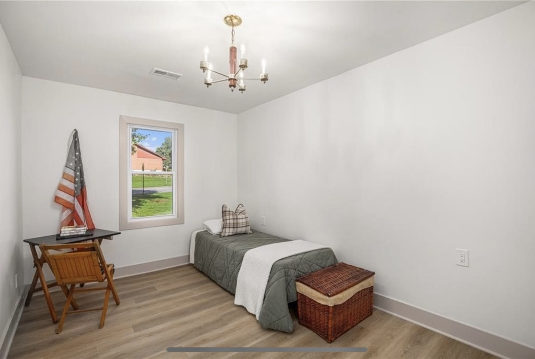 325 Kiowa Street – photo 2