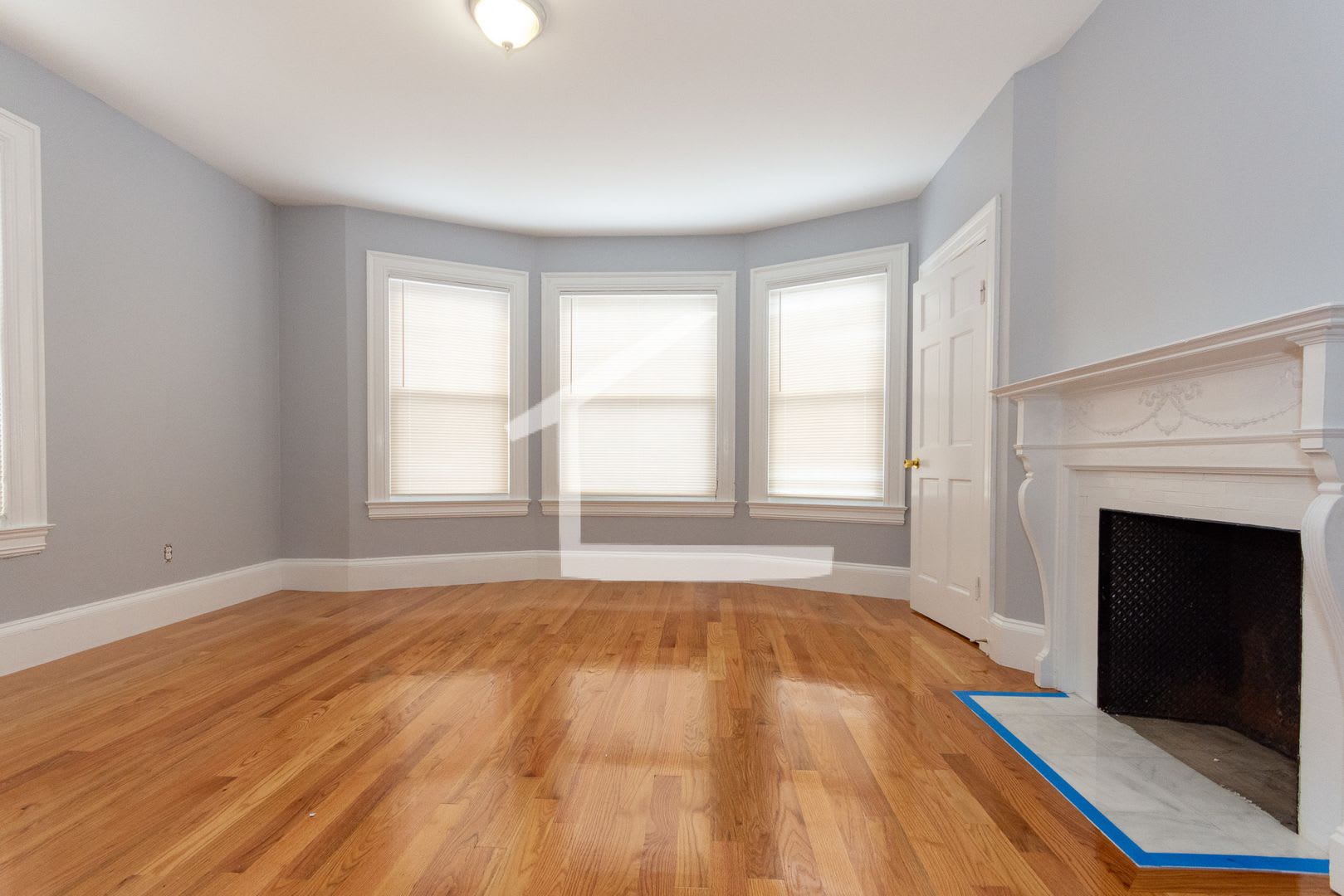 7bed 3bath in Allston is available on 9/1 – photo 3