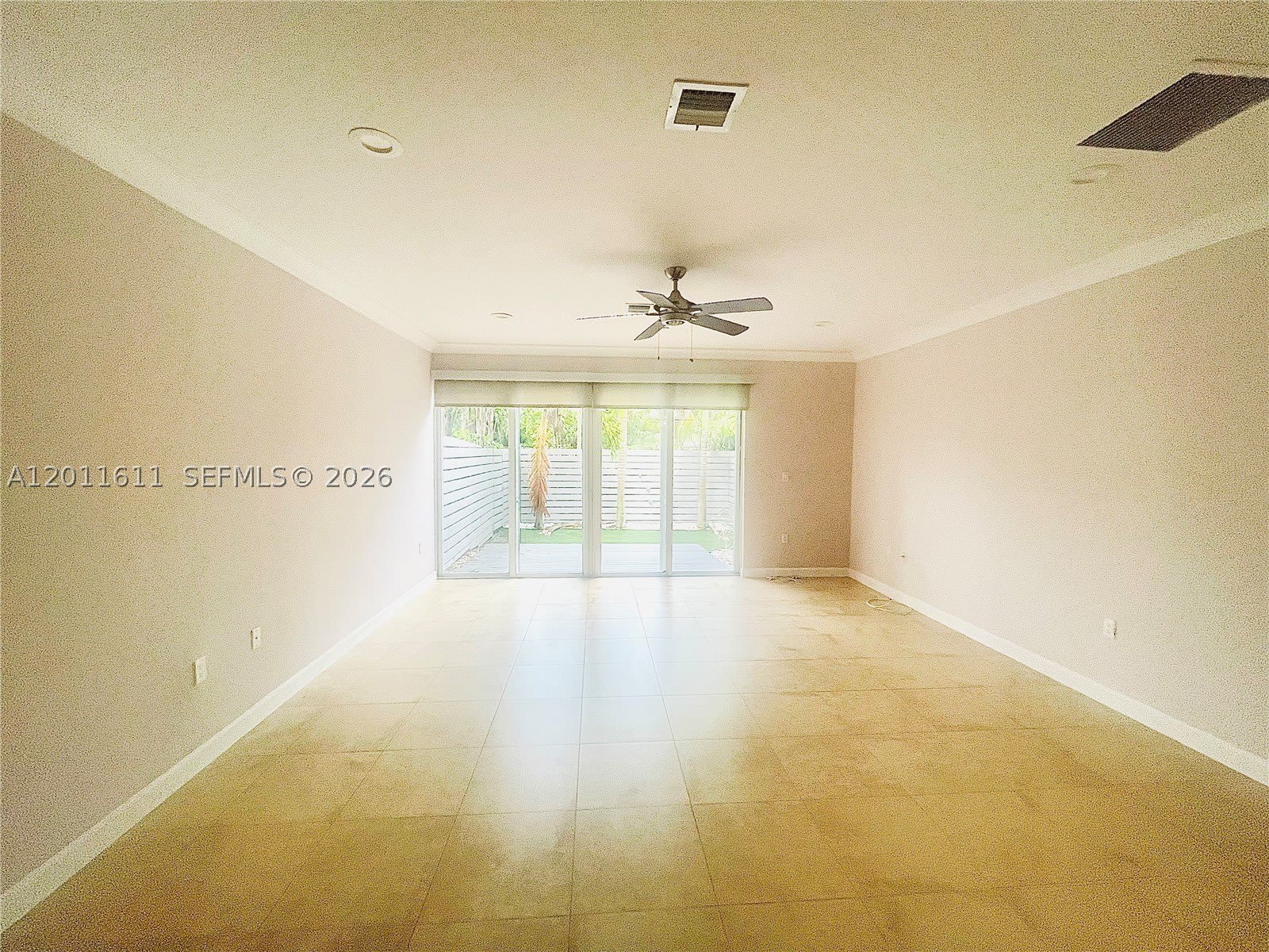 822 NE 19th Ave – photo 4