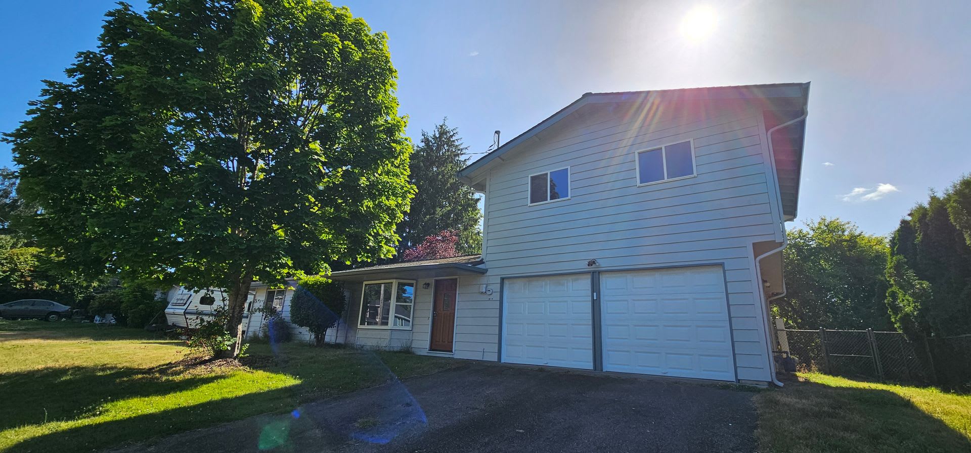 Multi-level home – photo 1