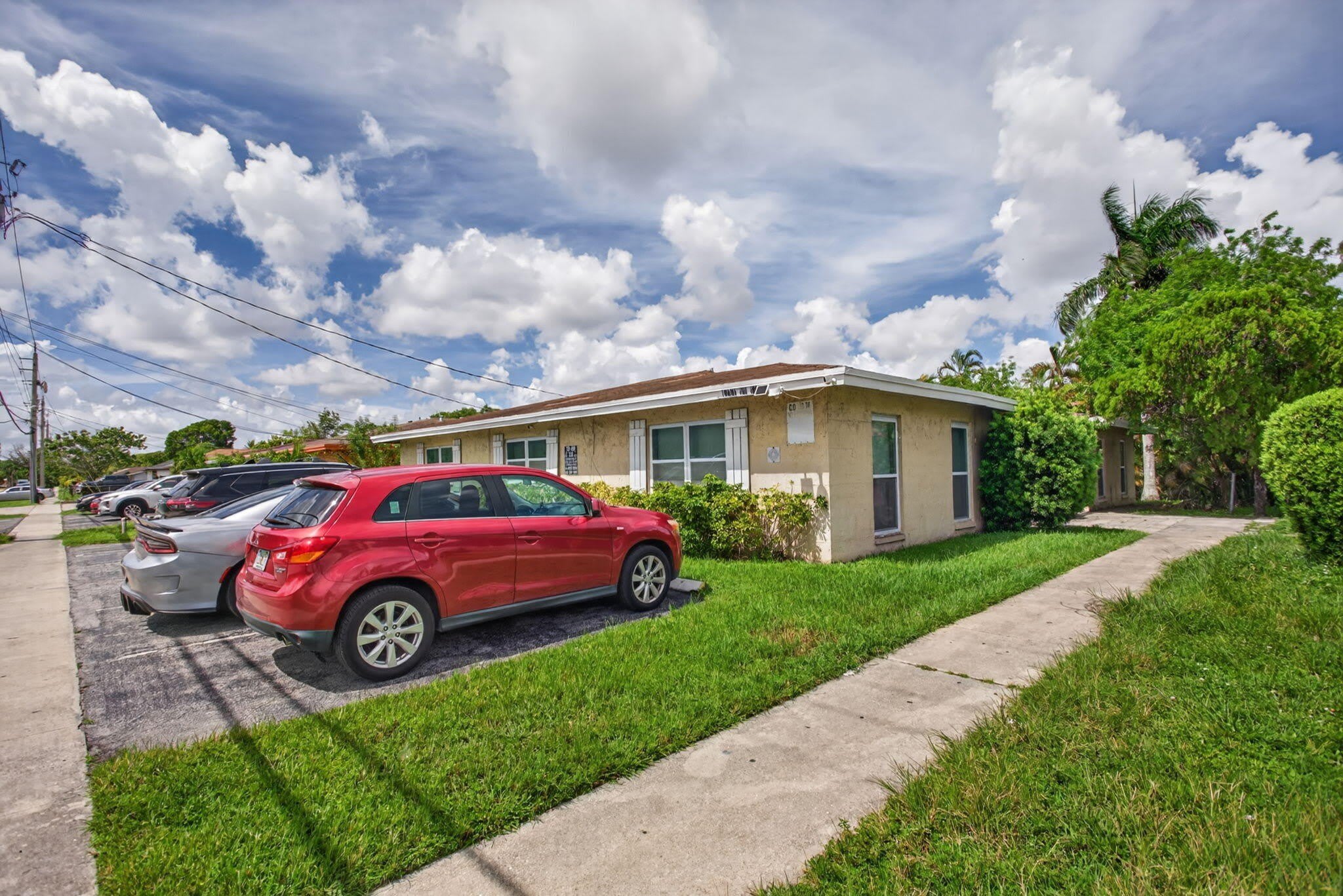 1769 Nw 55Th Avenue – photo 1