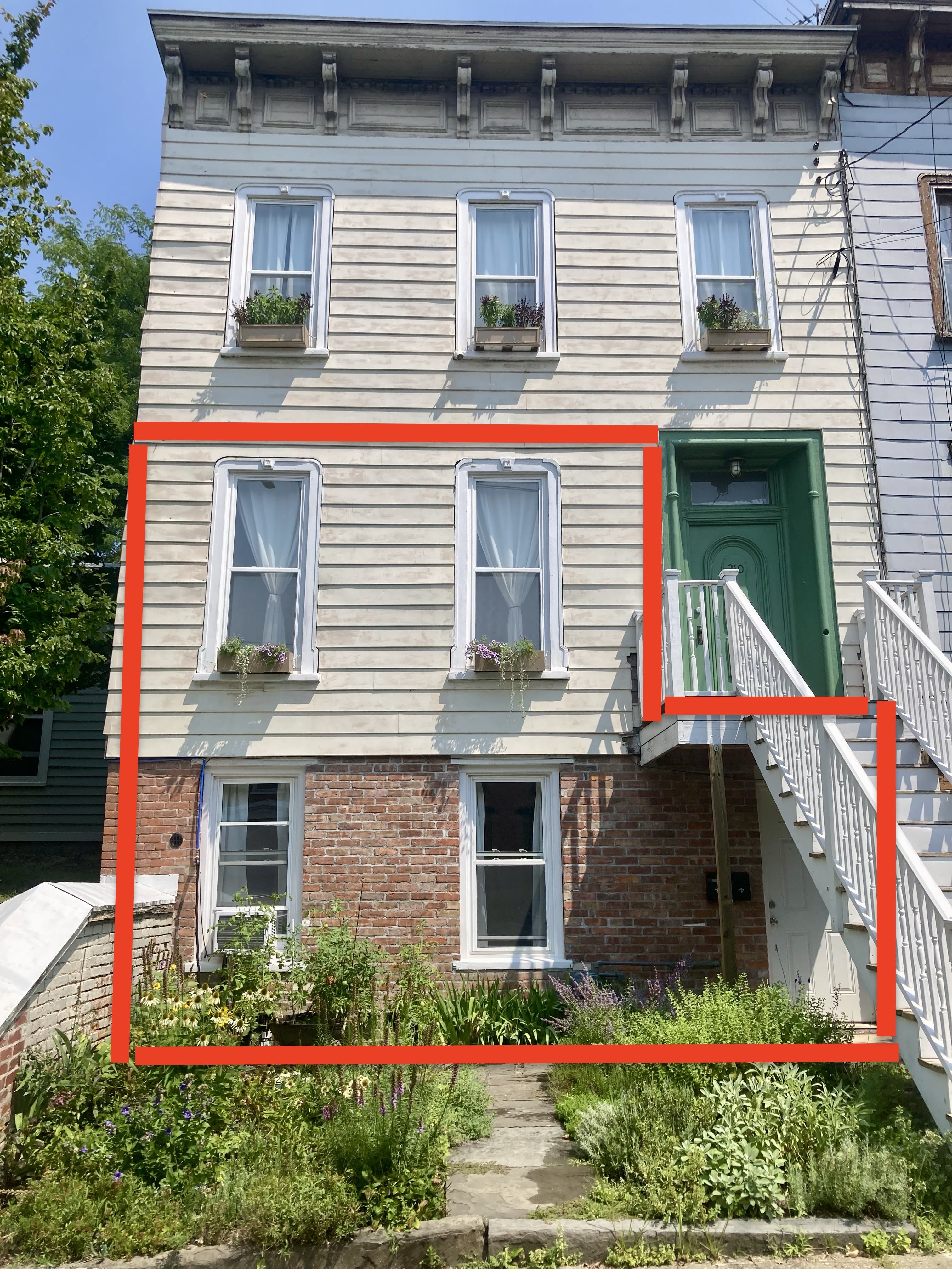 210 Allen Street – photo 4