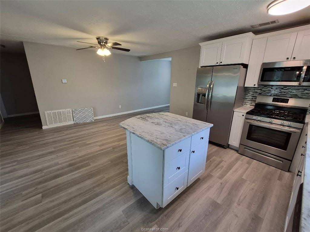 1409 Broadmoor Drive – photo 4