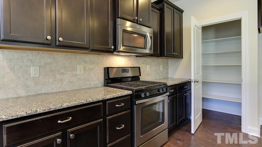 213 Begen Street – photo 3