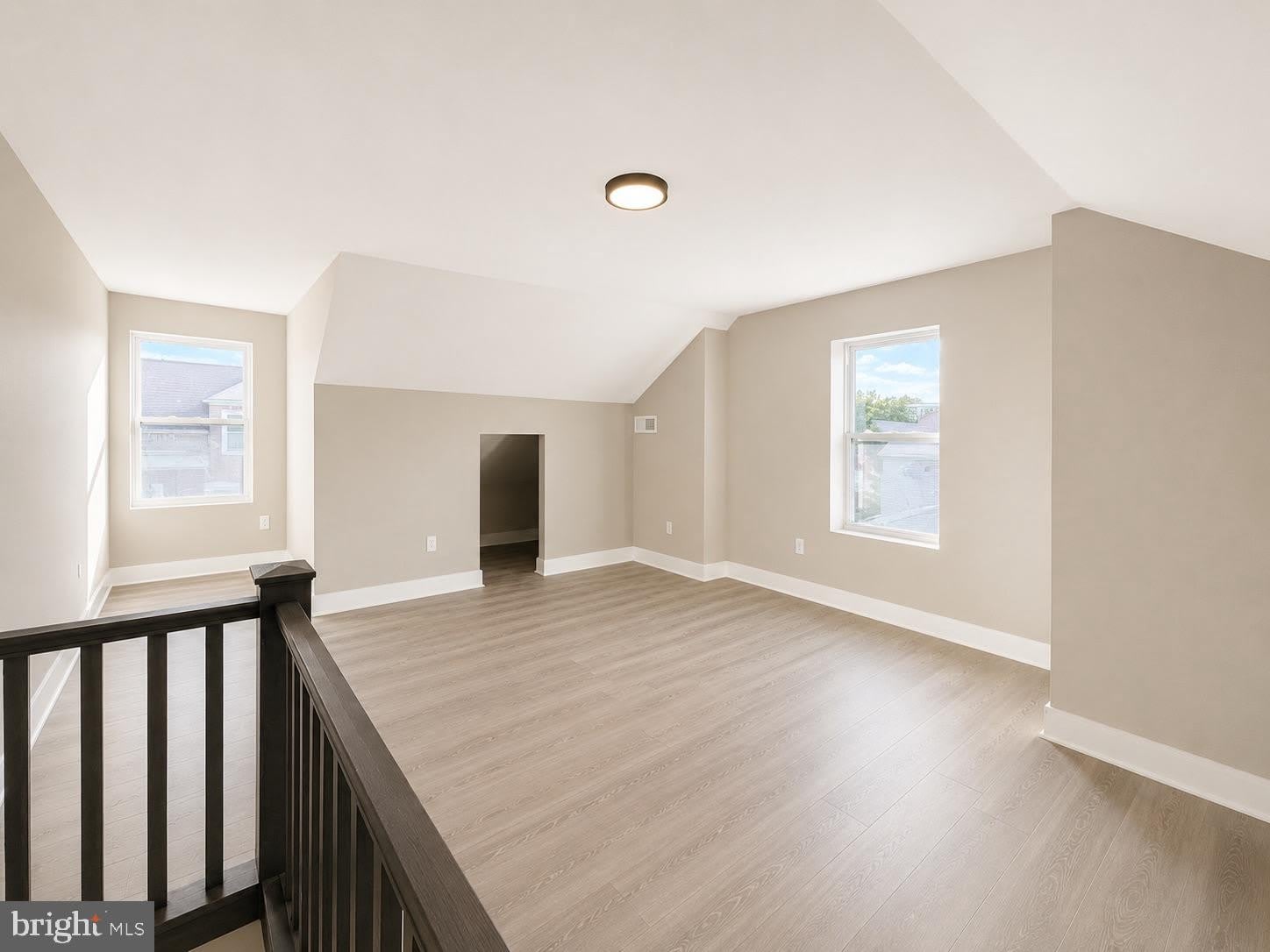 28 N ANDERSON Street – photo 4
