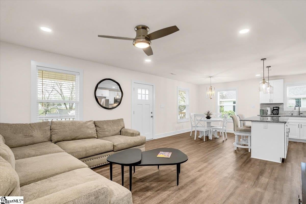 141 Baileyview Street – photo 5